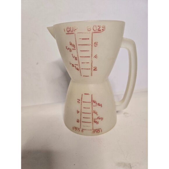 Vintage Tupperware Double Sided 8oz Measuring Cup - Picture 1 of 3